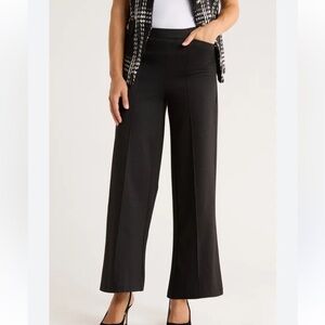 Ellen Tracy Ponte Pull On Pant Medium NWT!